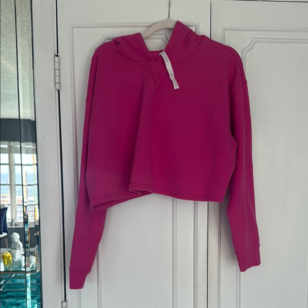 lululemon athletica Sonic Pink Cropped Hoodie